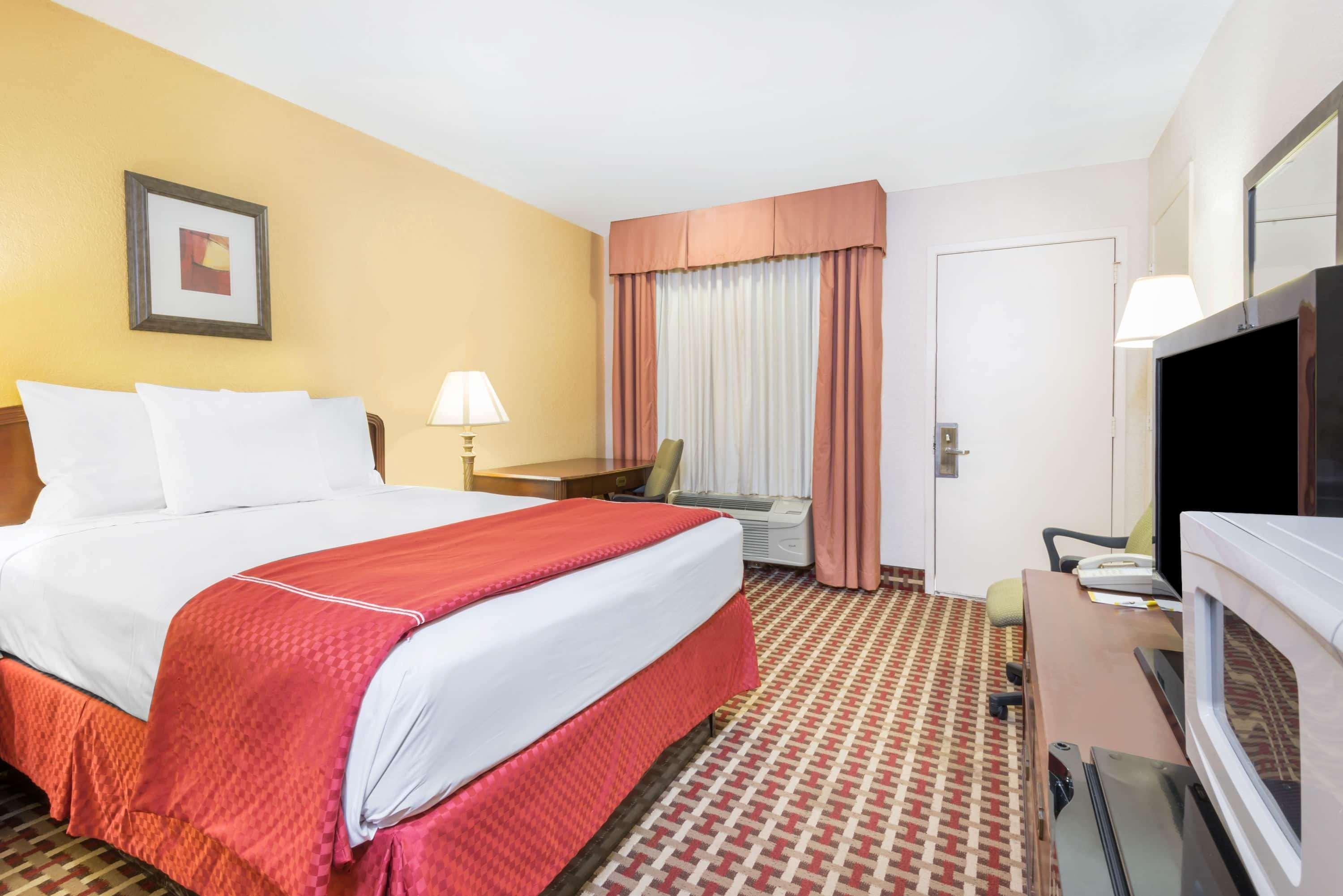 Days Inn By Wyndham Ottawa Eksteriør bilde
